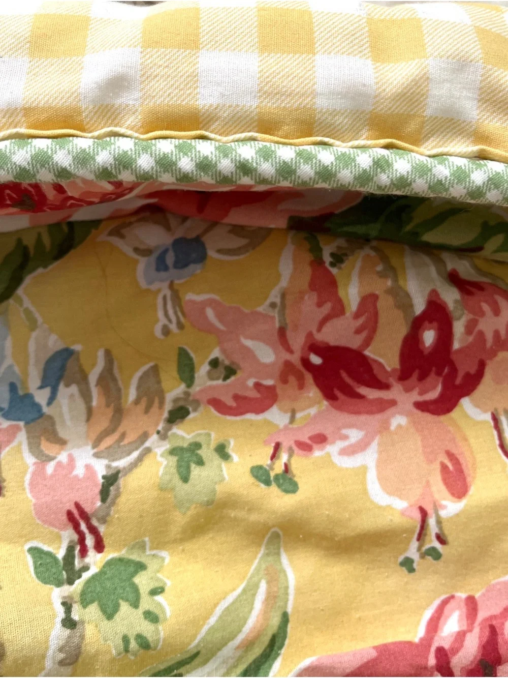 Vintage Laura Ashley queen Cabbage Roses Yellow gingham quilt